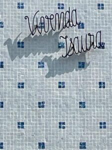 Vivenda Isauraの表札タイル