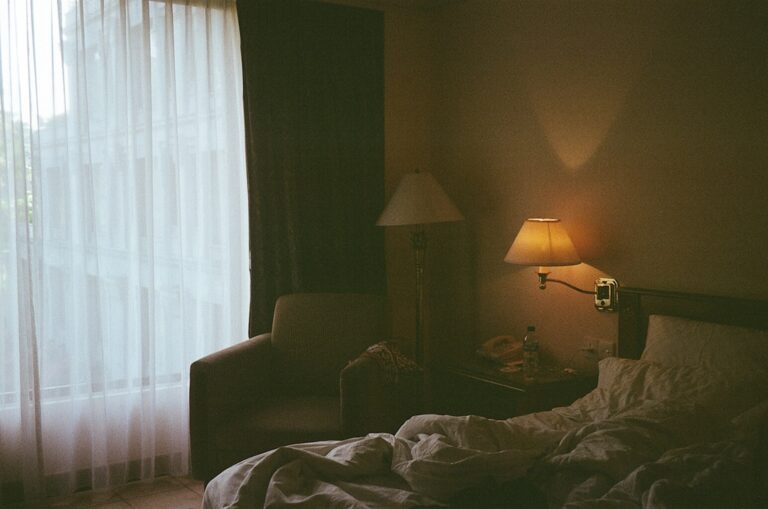 眠れない夜があってもいい、という視点